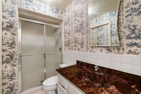 Tiny photo for 4601 W Touhy Avenue #408, Lincolnwood, IL 60712 (MLS # 12701717)
