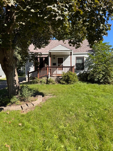 Photo of 1304 14th Avenue, Sterling, IL 61081 (MLS # 12771581)