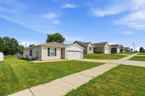 Tiny photo for 214 14th Avenue, De Witt, IA 52742 (MLS # 12718991)