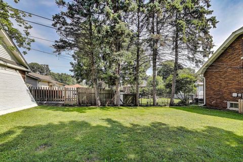 Tiny photo for 1102 Wadsworth Avenue, North Chicago, IL 60064 (MLS # 12492102)