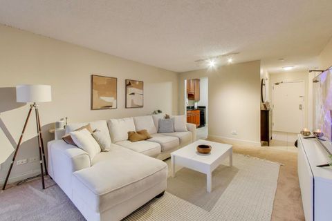 Tiny photo for 200 N Dearborn Street #3905, Chicago, IL 60601 (MLS # 12500156)