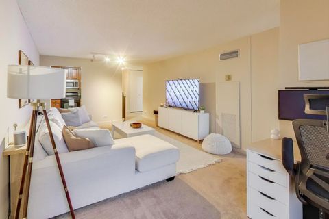 Tiny photo for 200 N Dearborn Street #3905, Chicago, IL 60601 (MLS # 12500156)