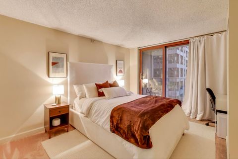 Tiny photo for 200 N Dearborn Street #3905, Chicago, IL 60601 (MLS # 12500156)