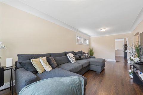 Tiny photo for 2952 N Mobile Avenue, Chicago, IL 60634 (MLS # 12637265)