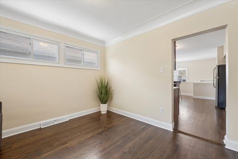 Tiny photo for 2952 N Mobile Avenue, Chicago, IL 60634 (MLS # 12637265)