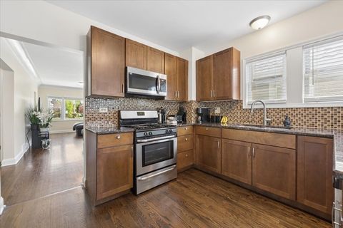 Tiny photo for 2952 N Mobile Avenue, Chicago, IL 60634 (MLS # 12637265)