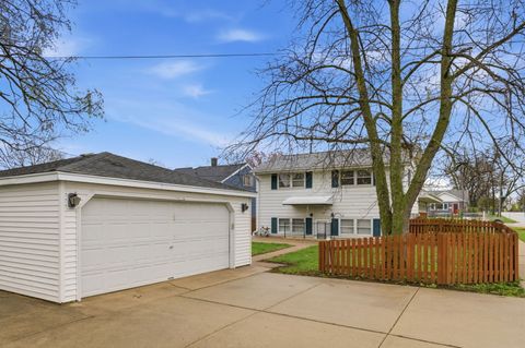 Tiny photo for 155 E Madison Street, Elmhurst, IL 60126 (MLS # 12618801)