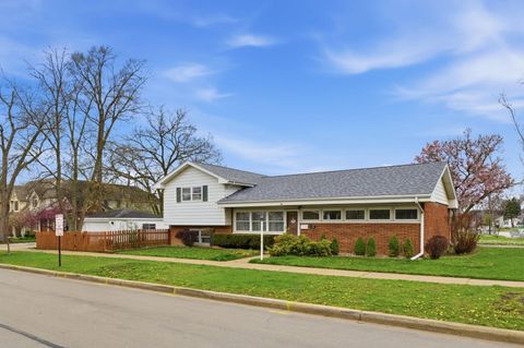 Tiny photo for 155 E Madison Street, Elmhurst, IL 60126 (MLS # 12618801)