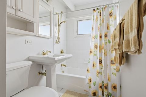 Tiny photo for 155 E Madison Street, Elmhurst, IL 60126 (MLS # 12618801)