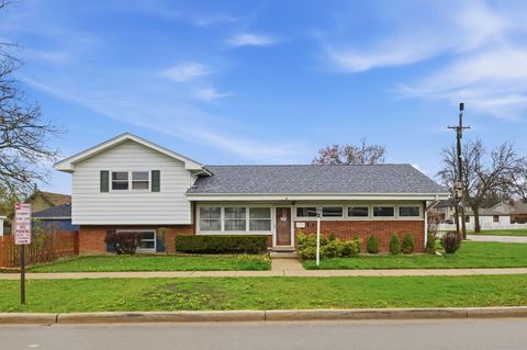 155 E Madison Street Elmhurst IL 60126