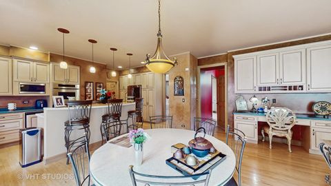 Tiny photo for 1527 Lexington Circle, Schaumburg, IL 60173 (MLS # 12587962)