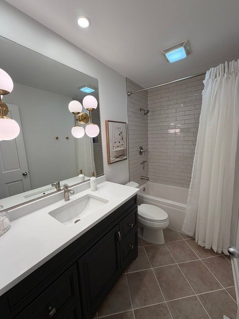 Tiny photo for Lisle, IL 60532 (MLS # 12706671)