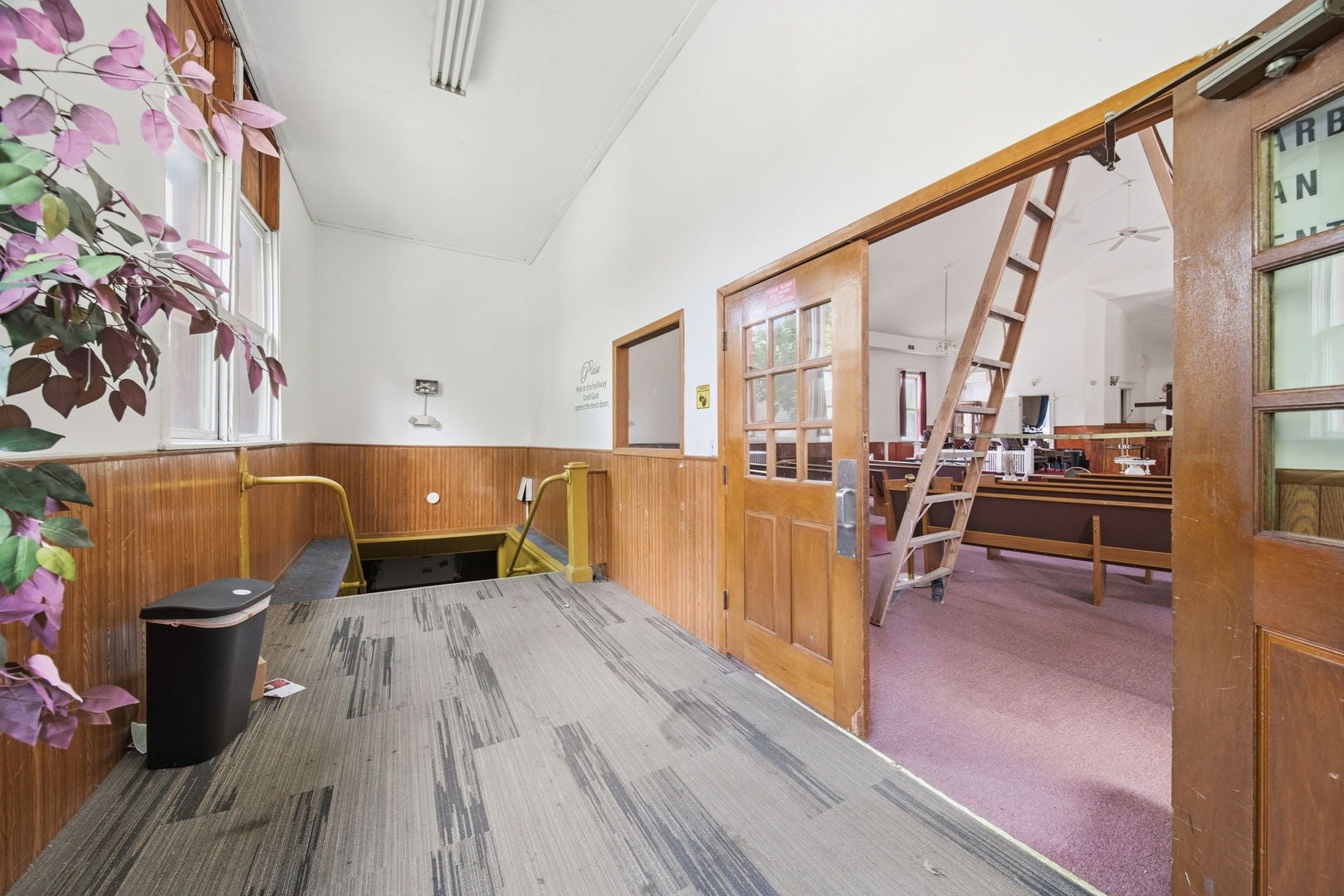 1501 W Marquette Road