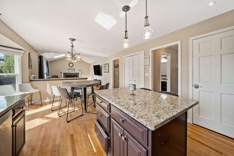 Tiny photo for 892 Somerset Drive, Carol Stream, IL 60188 (MLS # 12624415)