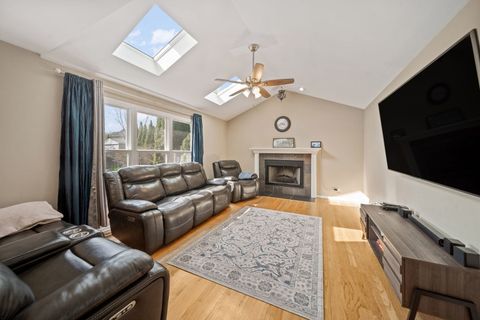 Tiny photo for 892 Somerset Drive, Carol Stream, IL 60188 (MLS # 12624415)