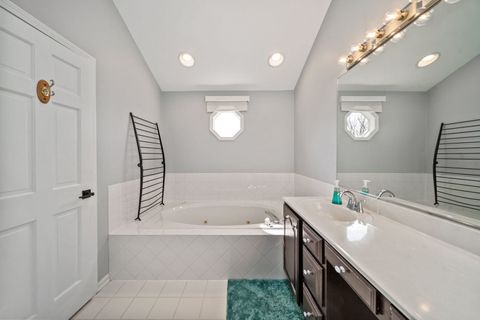 Tiny photo for 892 Somerset Drive, Carol Stream, IL 60188 (MLS # 12624415)