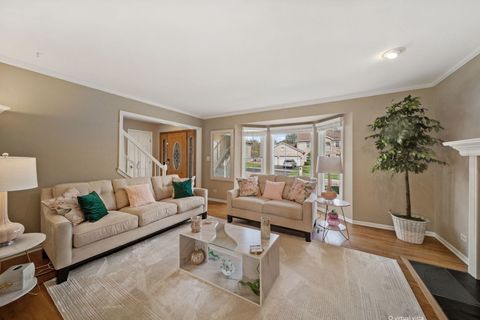 Tiny photo for 892 Somerset Drive, Carol Stream, IL 60188 (MLS # 12624415)