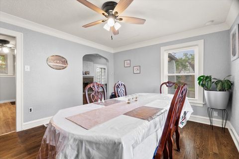 Tiny photo for 28 E 157th Street, Harvey, IL 60426 (MLS # 12514858)