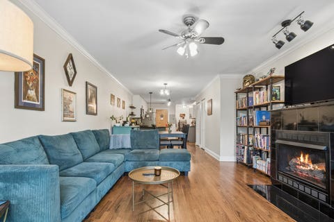 Tiny photo for 1514 W Pratt Boulevard #3B, Chicago, IL 60626 (MLS # 12685761)