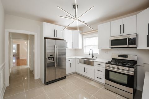 Tiny photo for 1940 Ridgeland Avenue, Berwyn, IL 60402 (MLS # 12596176)