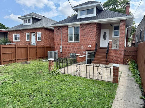 Tiny photo for 2234 Gunderson Avenue, Berwyn, IL 60402 (MLS # 12696688)