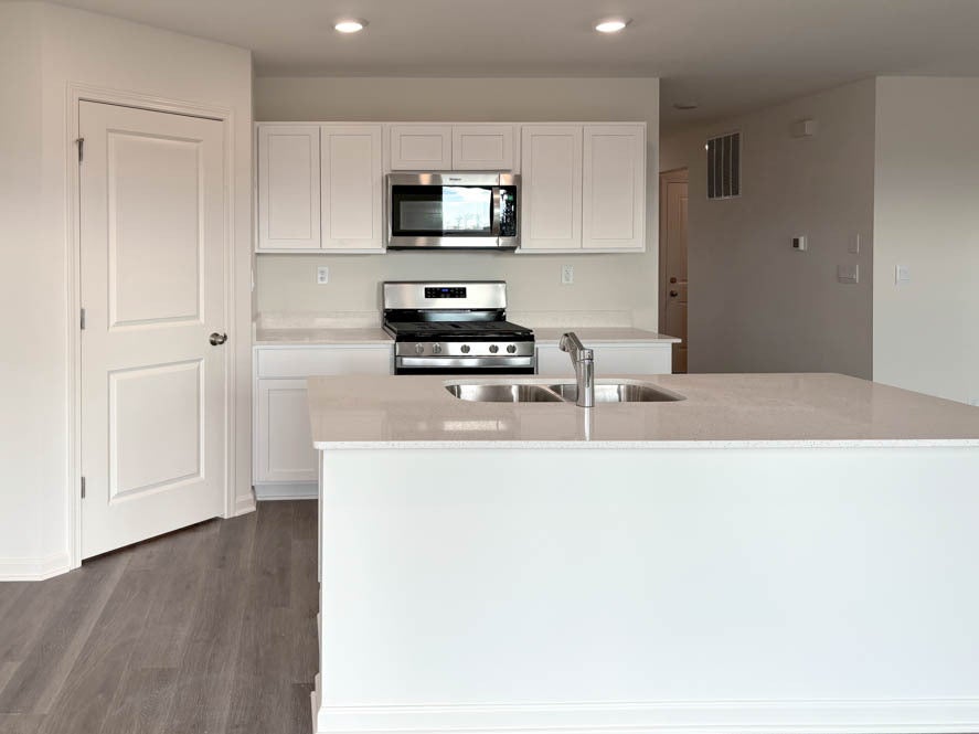 2284 Redwood Trail
