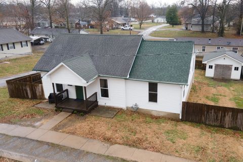 Tiny photo for 503 W Idaho Street, Carterville, IL 62918 (MLS # 12585561)