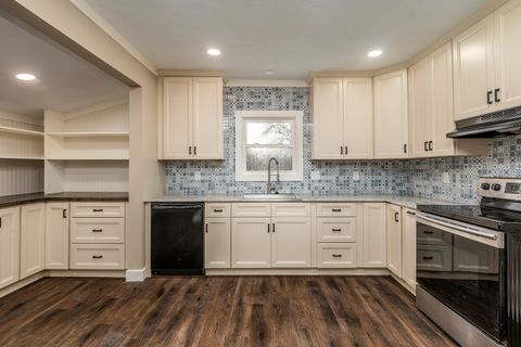 Tiny photo for 503 W Idaho Street, Carterville, IL 62918 (MLS # 12585561)