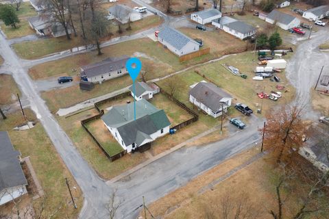 Tiny photo for 503 W Idaho Street, Carterville, IL 62918 (MLS # 12585561)