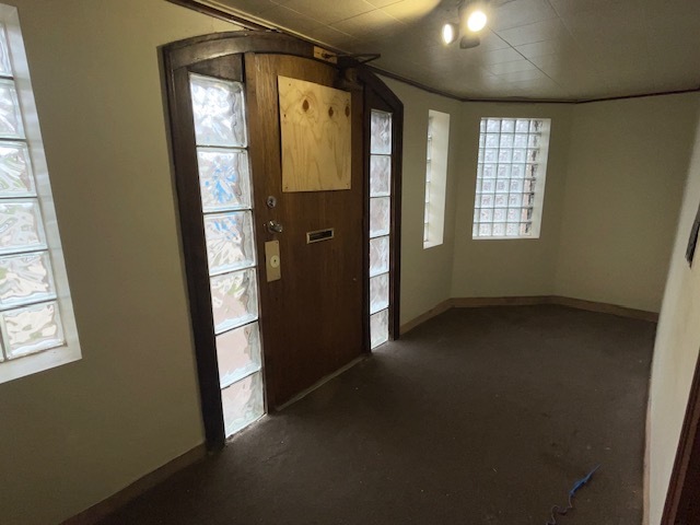 1917 W Garfield Boulevard