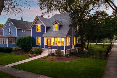 Photo of 105 S Wright Street, Naperville, IL 60540 (MLS # 12481229)