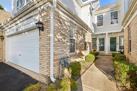 Tiny photo for 505 Citadel Circle, Westmont, IL 60559 (MLS # 12501424)