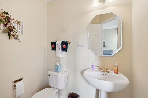 Tiny photo for 505 Citadel Circle, Westmont, IL 60559 (MLS # 12501424)