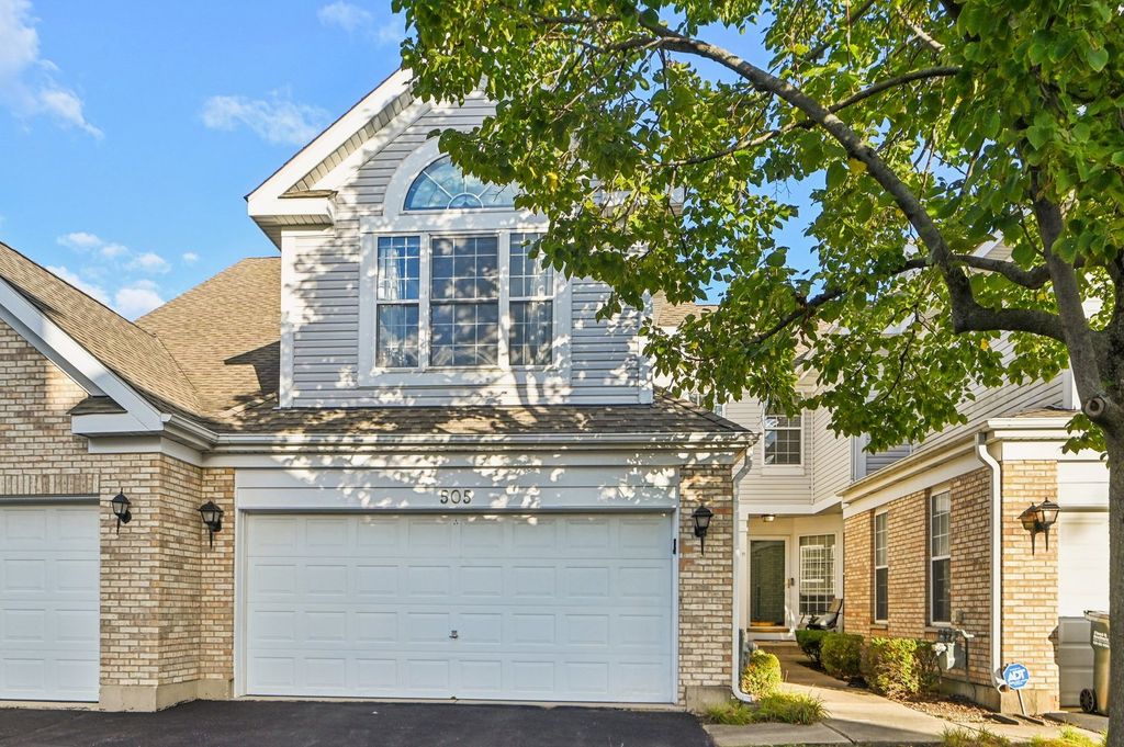 Photo for 505 Citadel Circle, Westmont, IL 60559 (MLS # 12501424)
