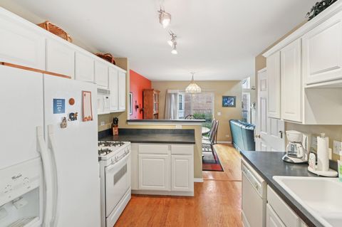 Tiny photo for 505 Citadel Circle, Westmont, IL 60559 (MLS # 12501424)