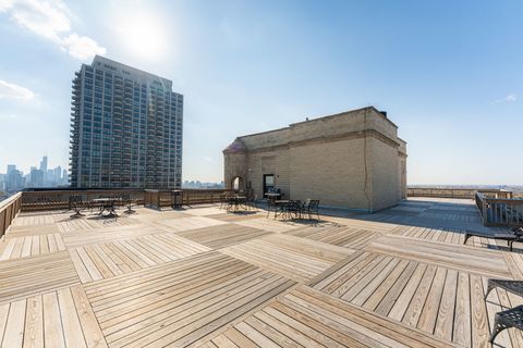 Tiny photo for 2000 N Lincoln Park West Parkway #607, Chicago, IL 60614 (MLS # 12513630)