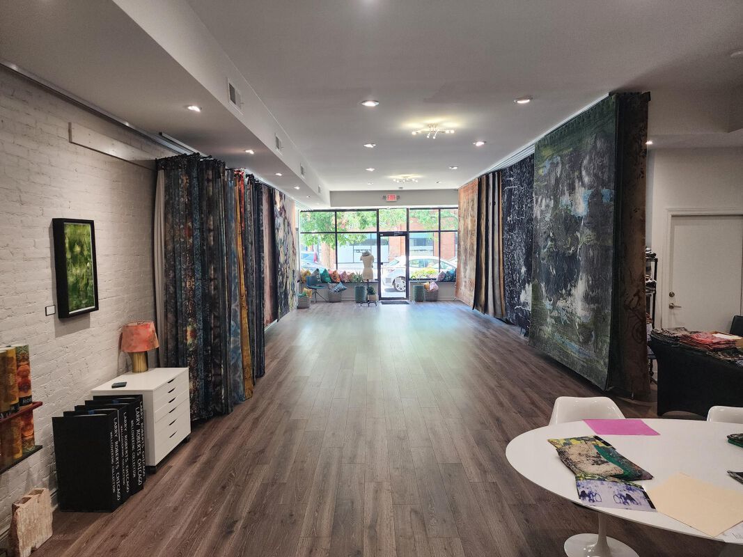 Chicago, Illinois 60618, United States, ,Residential,Active,193837