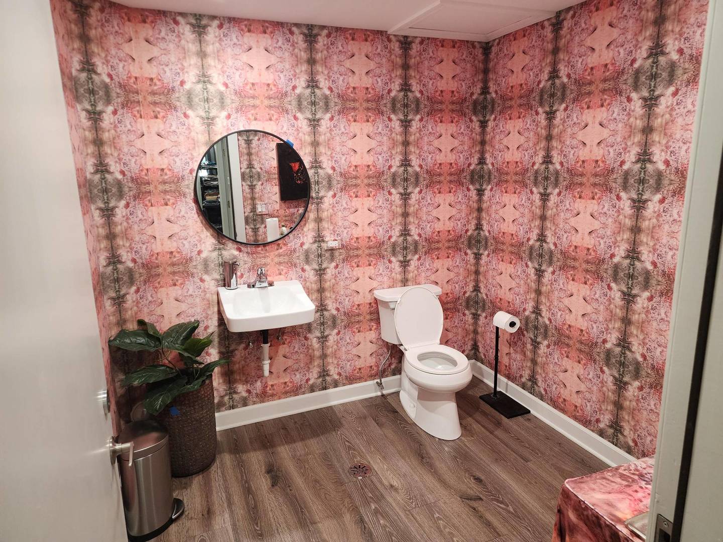 Chicago, Illinois 60618, United States, ,Residential,Active,193837