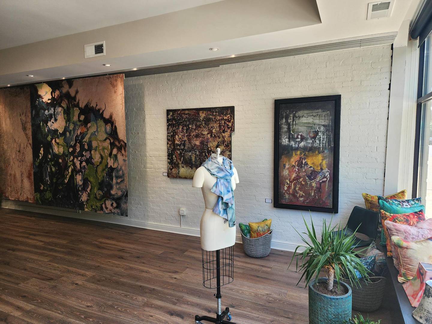 Chicago, Illinois 60618, United States, ,Residential,Active,193837