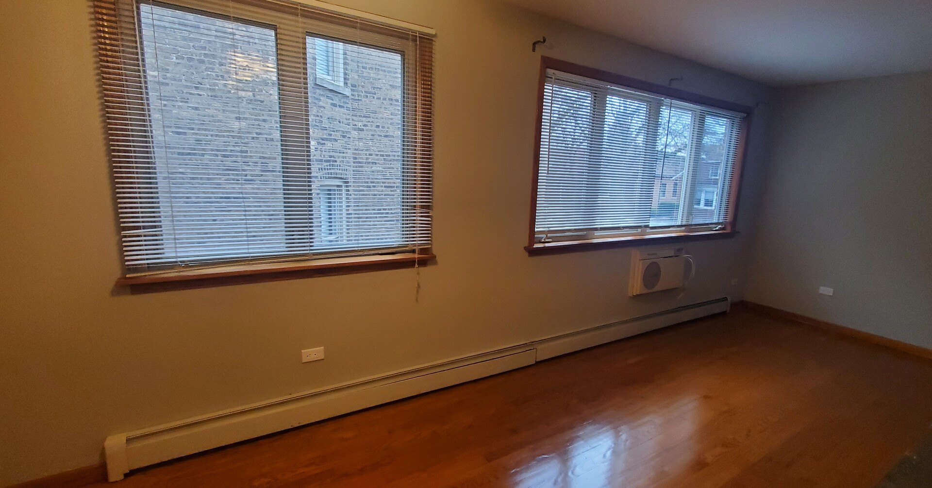 6316 N Paulina Street 2A