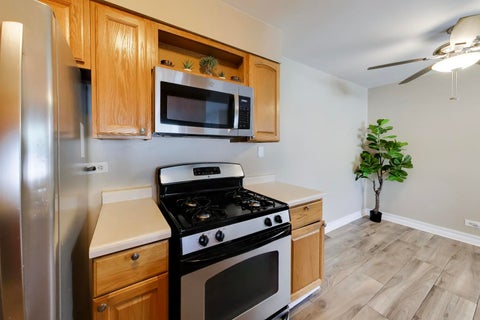 Tiny photo for 758 Moore Drive #758, Elk Grove Village, IL 60007 (MLS # 12769523)