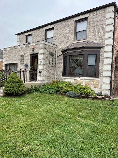 A home in Elmwood Park