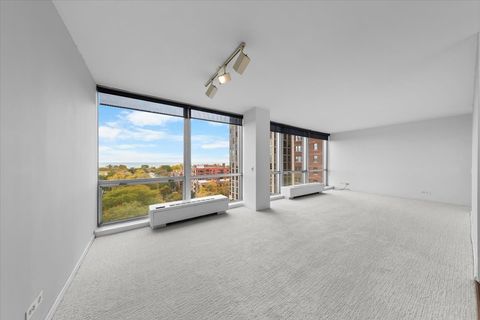 Tiny photo for 2400 N Lakeview Avenue #1106, Chicago, IL 60614 (MLS # 12493060)