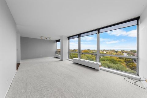 Tiny photo for 2400 N Lakeview Avenue #1106, Chicago, IL 60614 (MLS # 12493060)