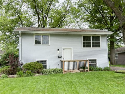 Tiny photo for 3704 Linden Road, Richton Park, IL 60471 (MLS # 12469969)