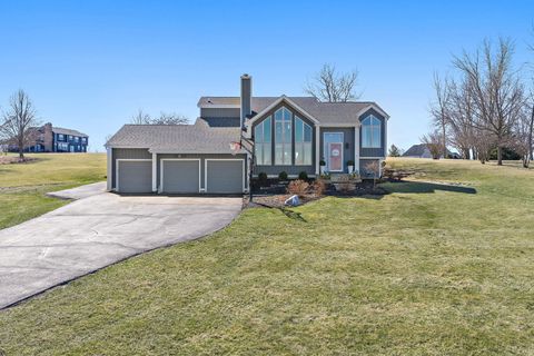 Tiny photo for 45W169 Hillview Lane, Hampshire, IL 60140 (MLS # 12587016)