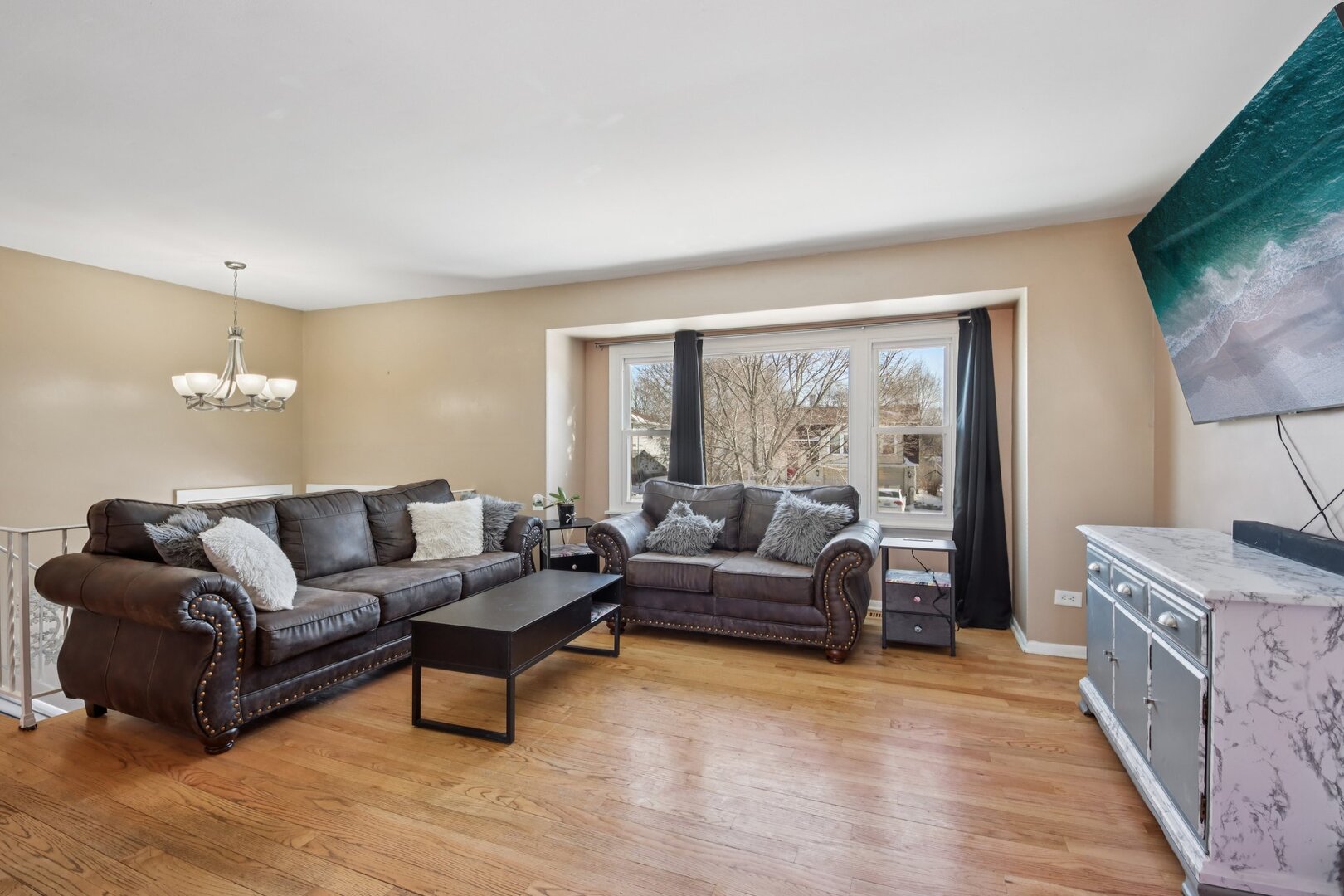 7290 Gladiola Avenue