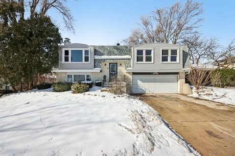 Photo of 7290 Gladiola Avenue, Hanover Park, IL 60133 (MLS # 12561135)