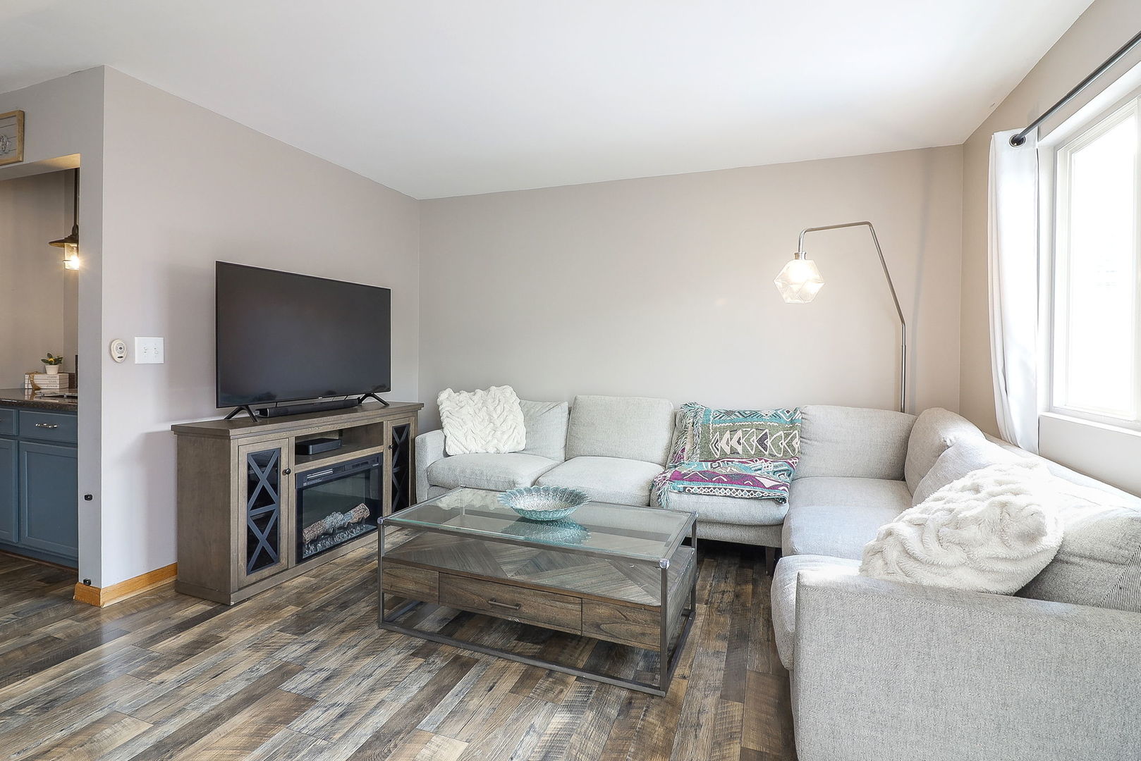 1914 S Austrian Pine Street