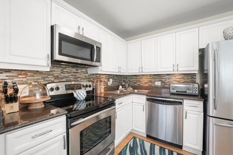 Tiny photo for 3550 N Lake Shore Drive #2705, Chicago, IL 60657 (MLS # 12480310)